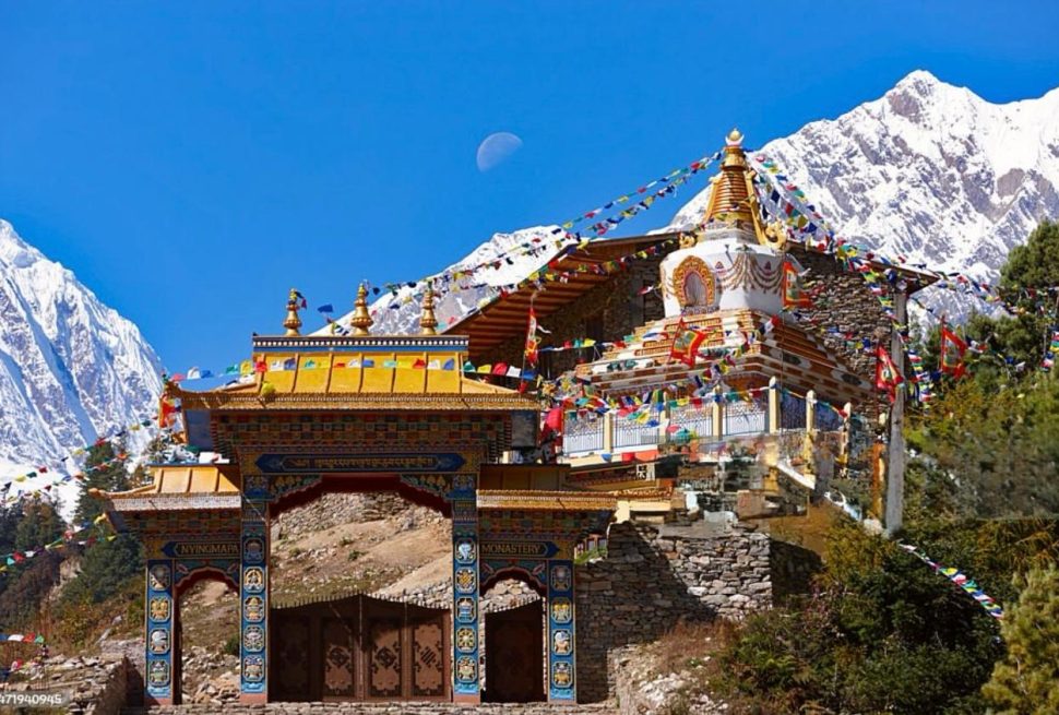 Customize Manaslu Circuit Trek