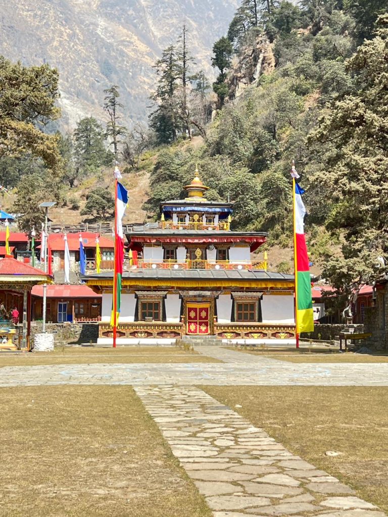 Serang Gompa Trek