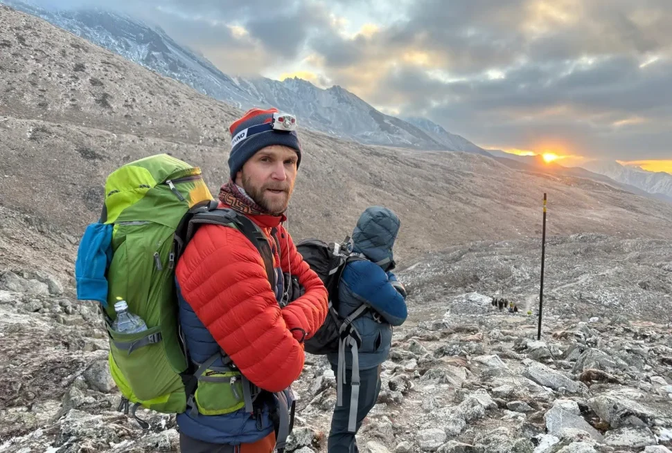 Larke la pass manaslu circuit trek