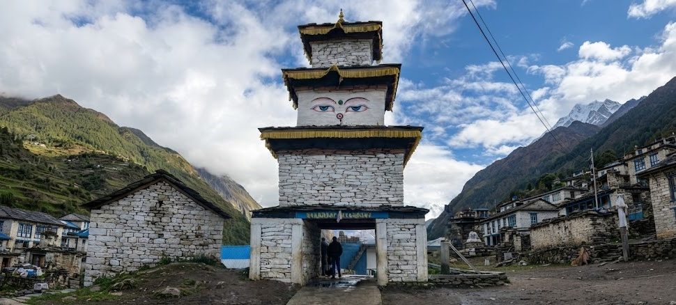 Lho Village: Complete Guide to the Ribung Gompa and First Manaslu Views on the Circuit Trek