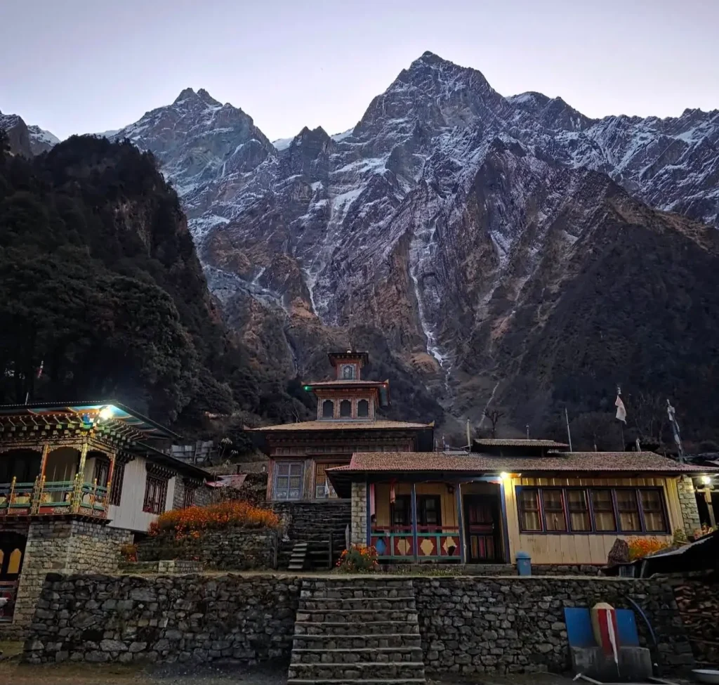 Serang Gompa Trek