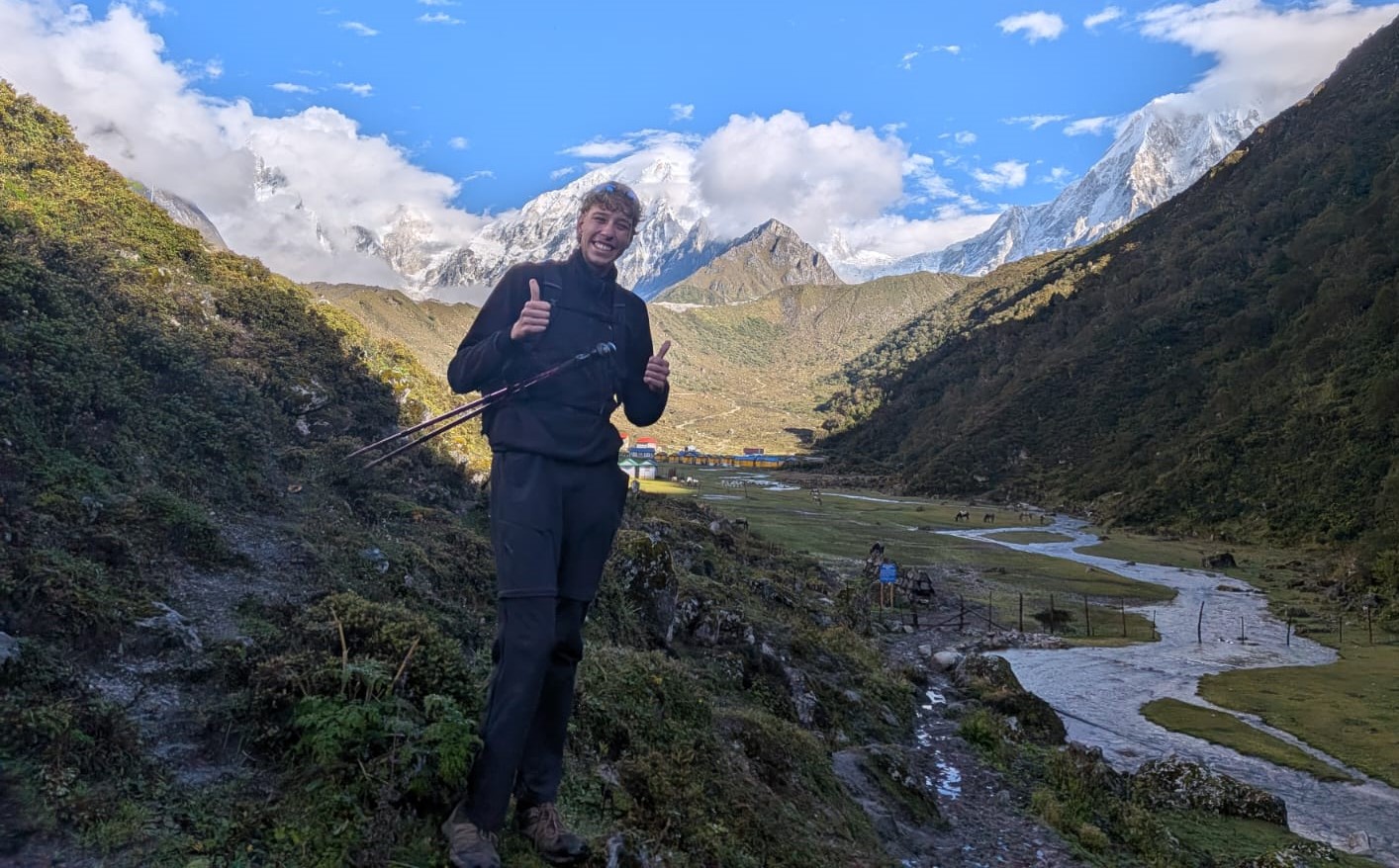 10 Reasons to Book Your Manaslu Circuit Trek With a Local Company