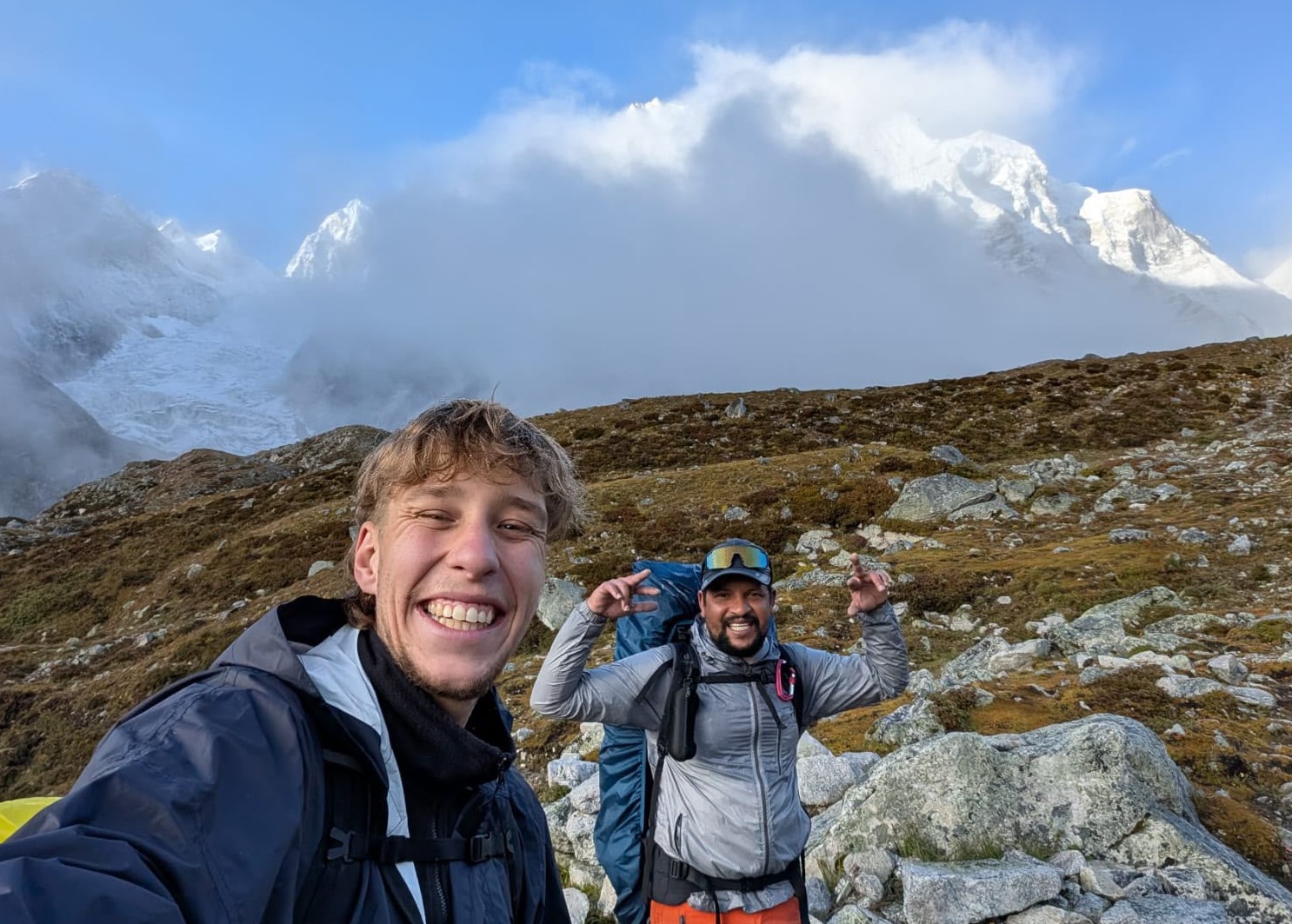 Normal Trekking Symptoms at High Altitude That Scare People (And the Ones That Actually Mean Trouble)